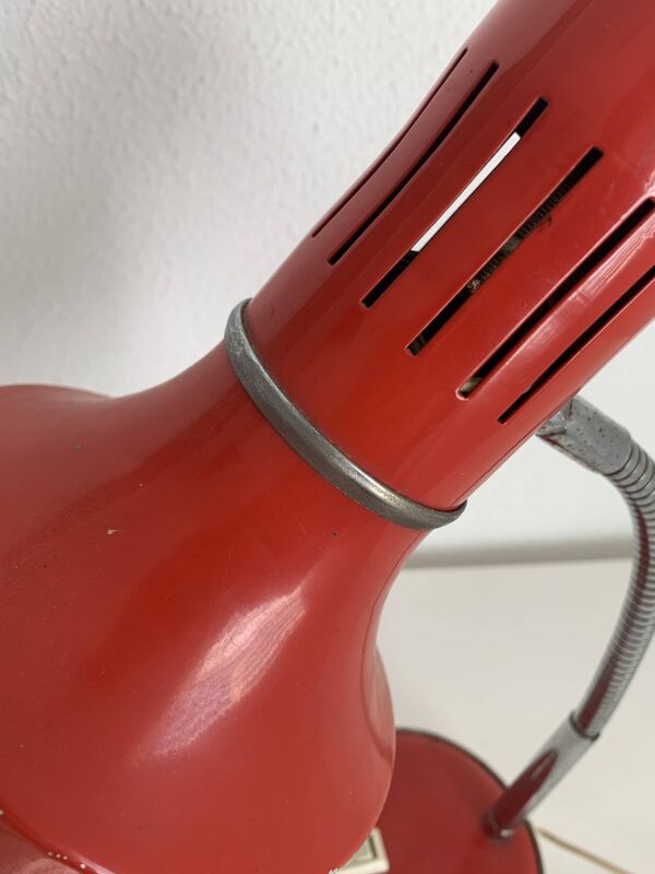 Lampe vintage 1960 bureau Veneta Lumi Italie rouge - 35 cm