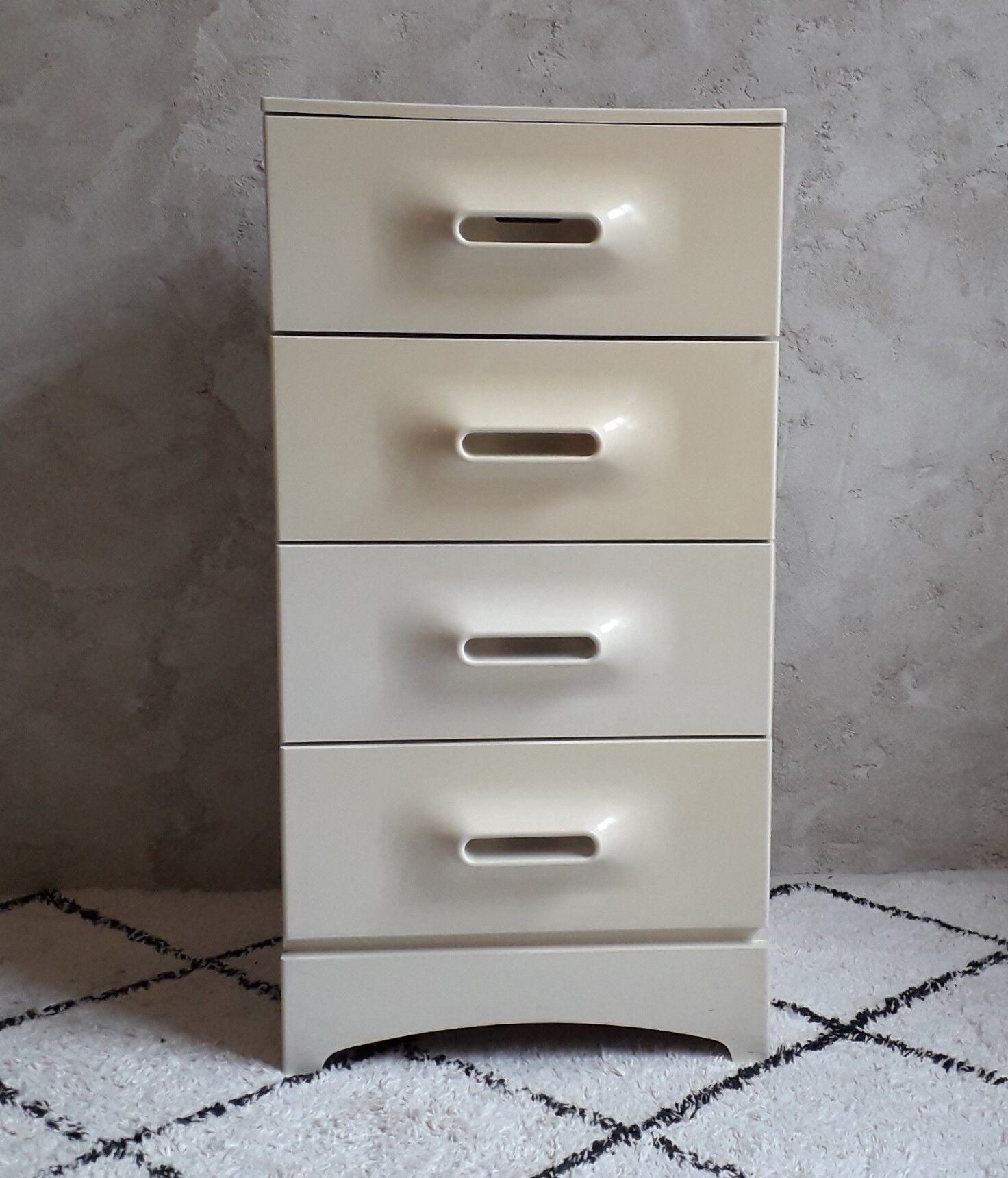 Prisunic dresser 70