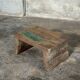 Tabouret d'appoint en teck upcyclé, traces de chromie verte