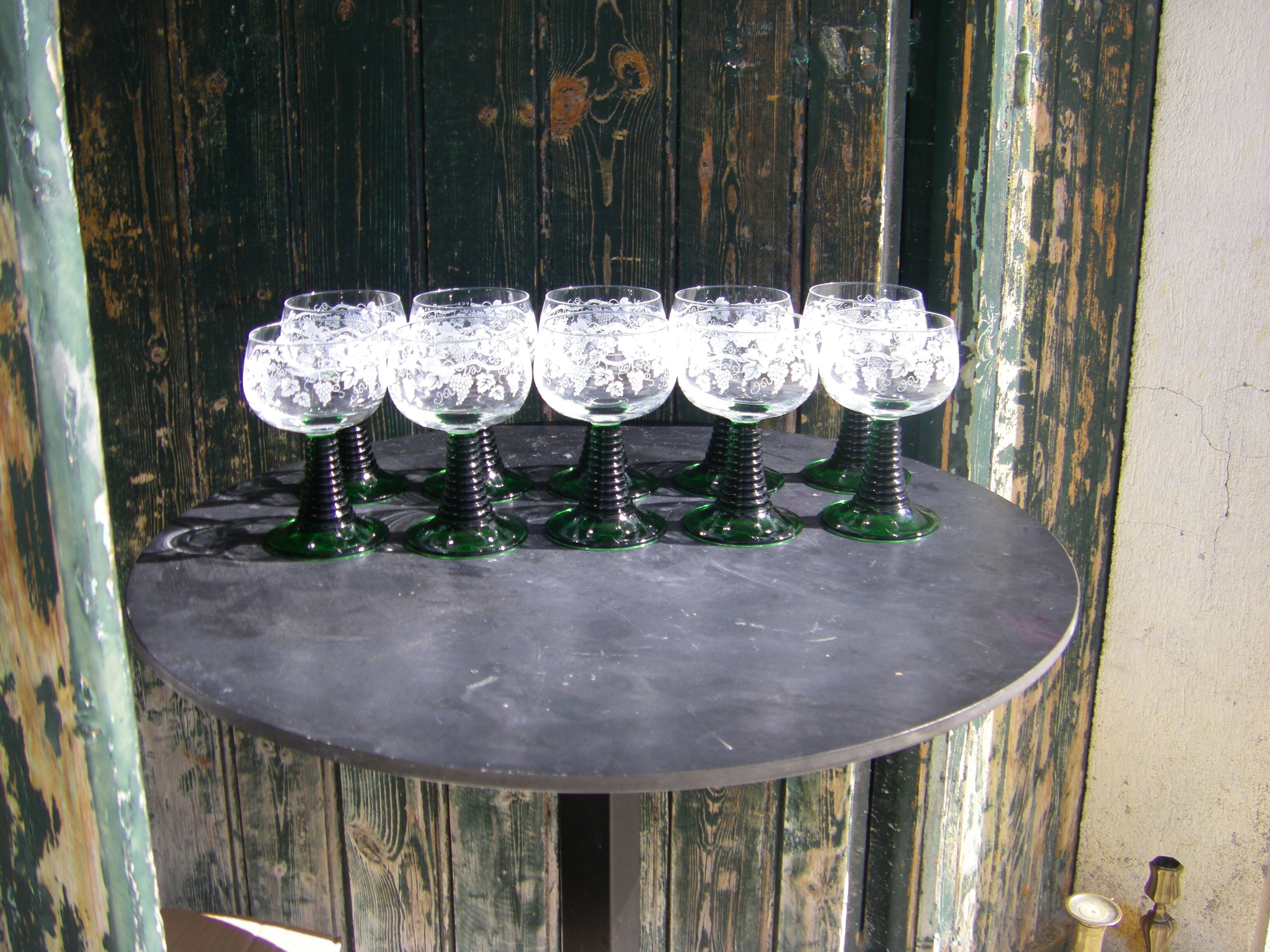 Ten white wine glasses from Alsace "Roemer"