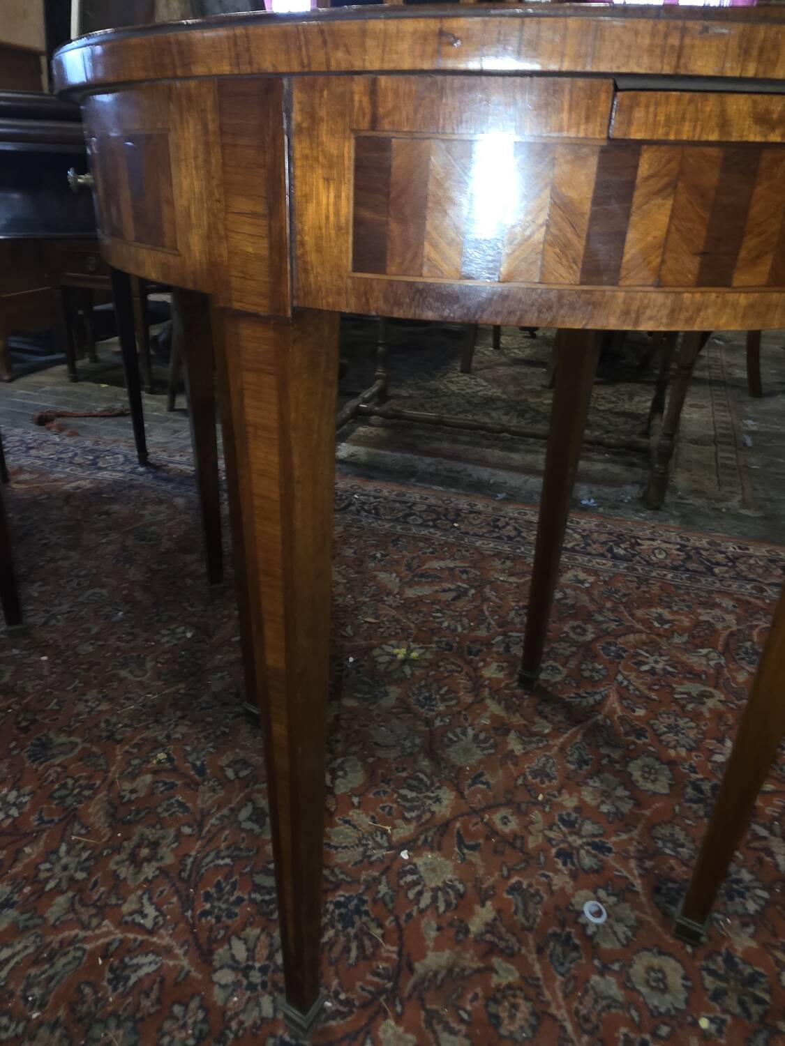 Bouillotte table in marquetry, signed Pagny Fils, Paris, early 20th century
