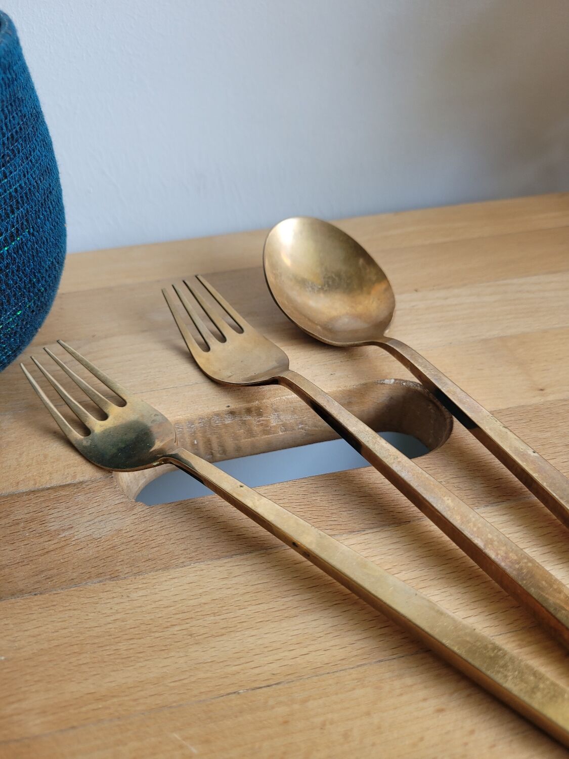 Set of 2 forks and 1 large spoon