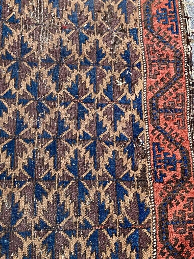 Antique Baloch carpet 126x71cm