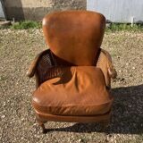 Pair of leather armchairs cannish cheeks