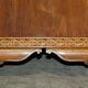Armoire triple en placage de noyer Waring & Gillow