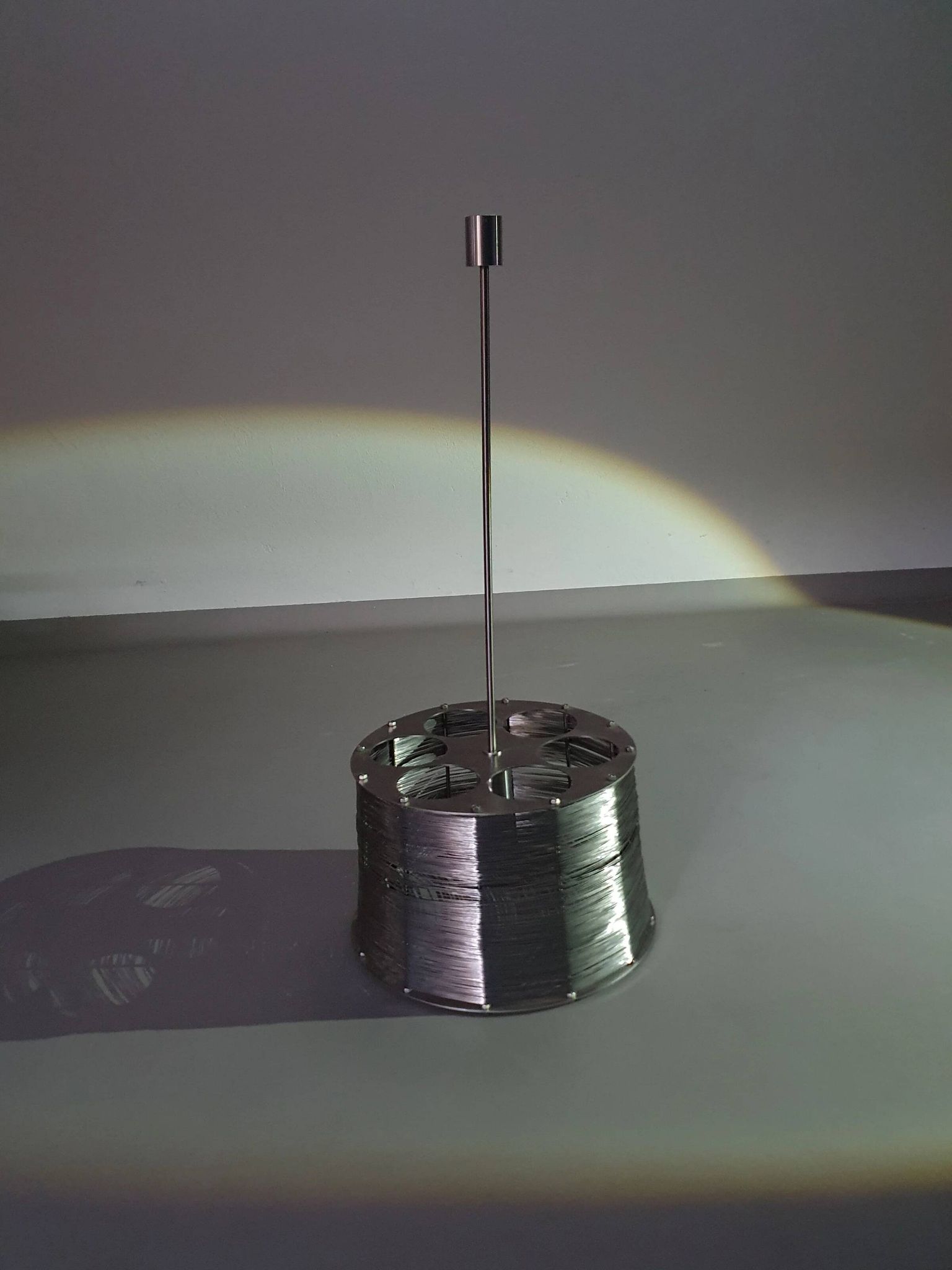 Lampe / suspension Adlumen très rare, câblée en inox