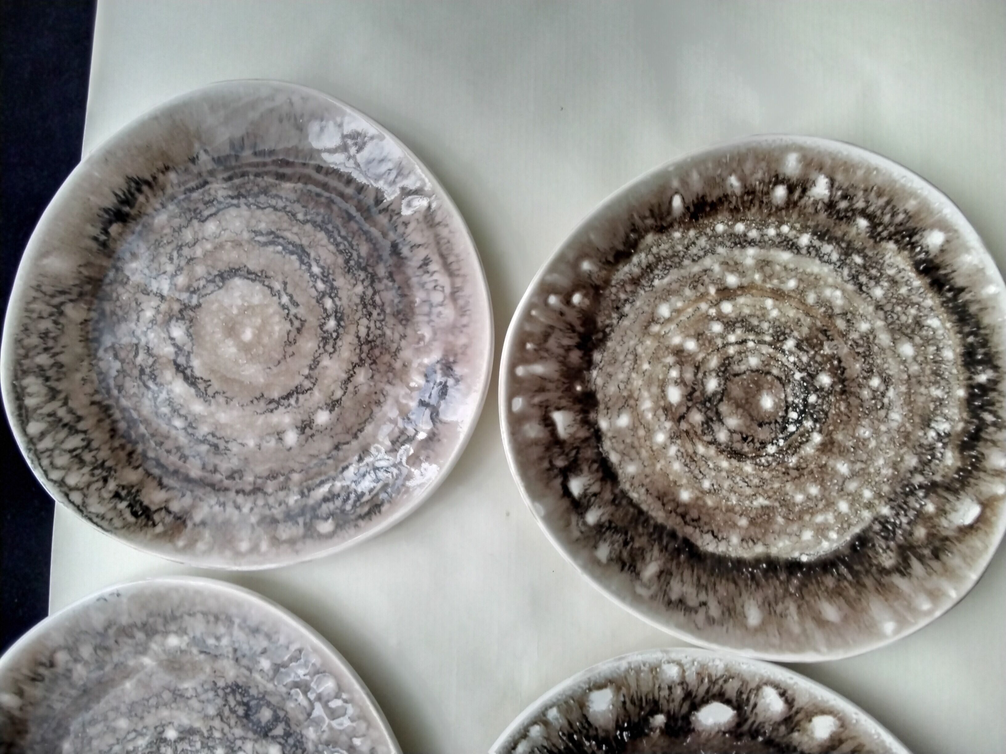 6 flat ceramic plates from Niderviller Foam model