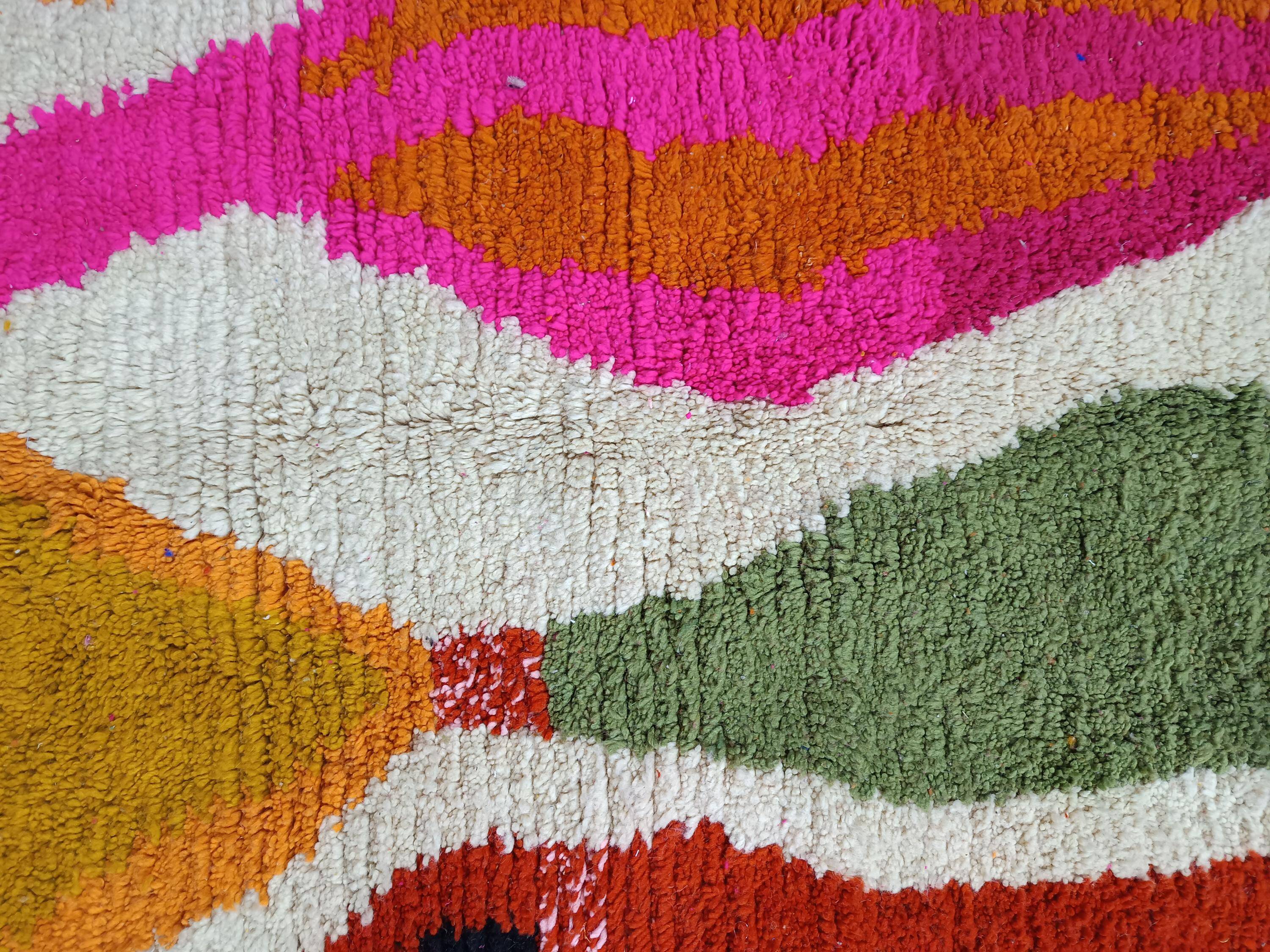 Traditional Moroccan Berber rug 3 x 2 m