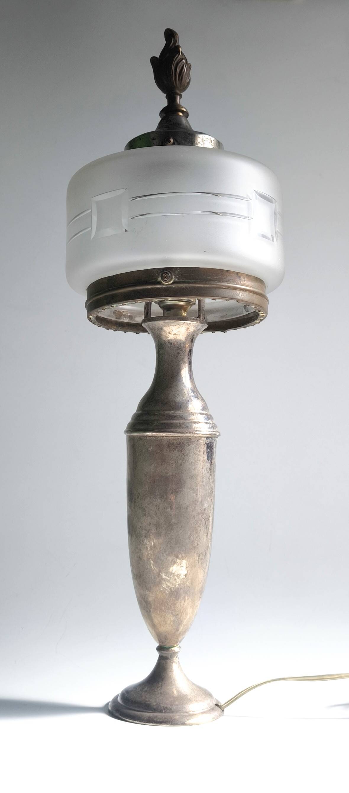 French Art Deco table lamp