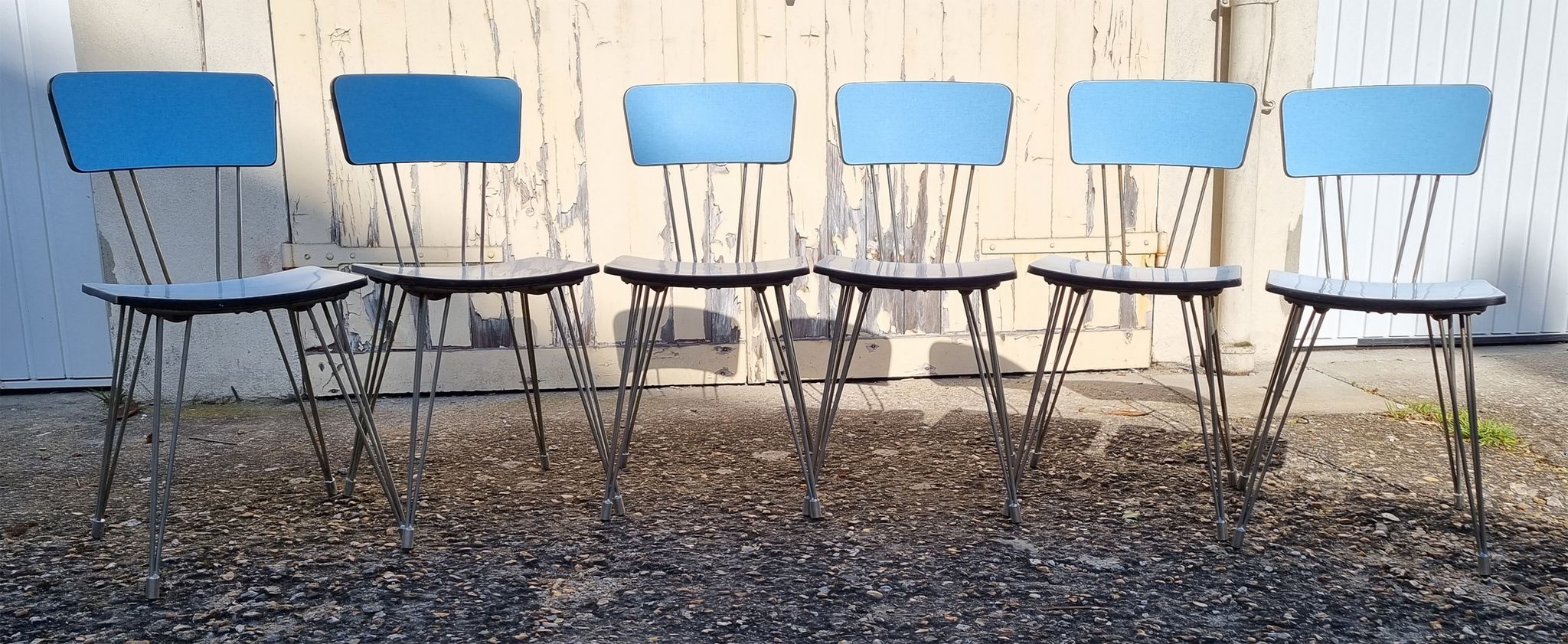 Large blue formica table, SIF brand, vintage, eiffel legs, and its 6 chairs, 50s