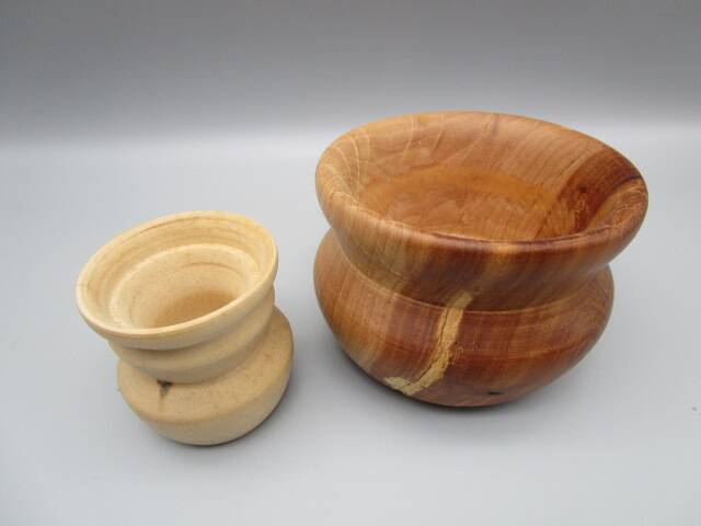 Set of 3 pieces in turned wood