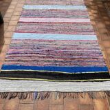 Contemporary and artisanal carpet 290 x 138 cm