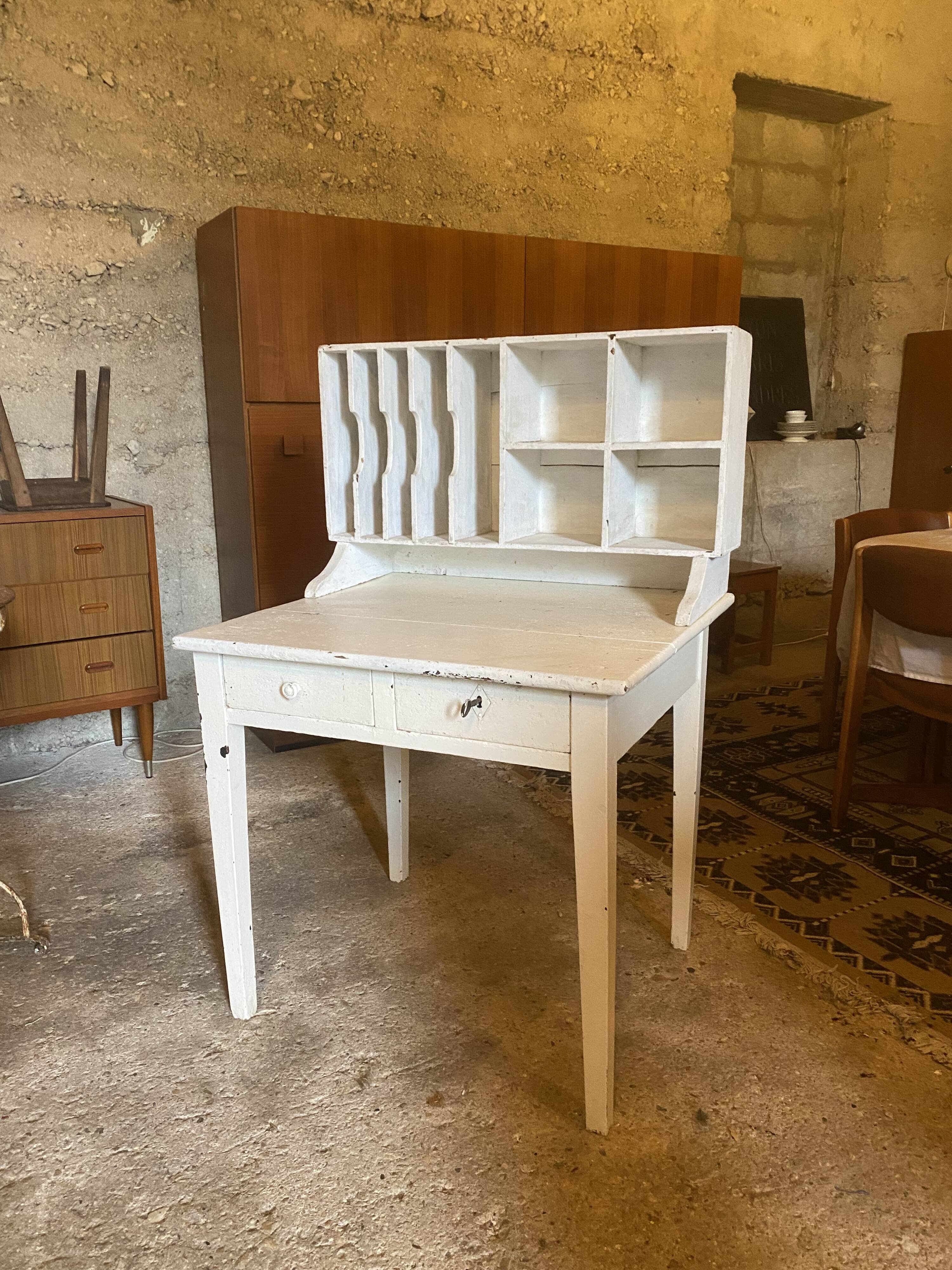 Antique wooden work table