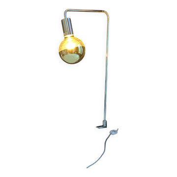 Grande lampe à étau vintage en métal chromé agemob.design 80/90
