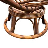 Fauteuil pivotant en rotin