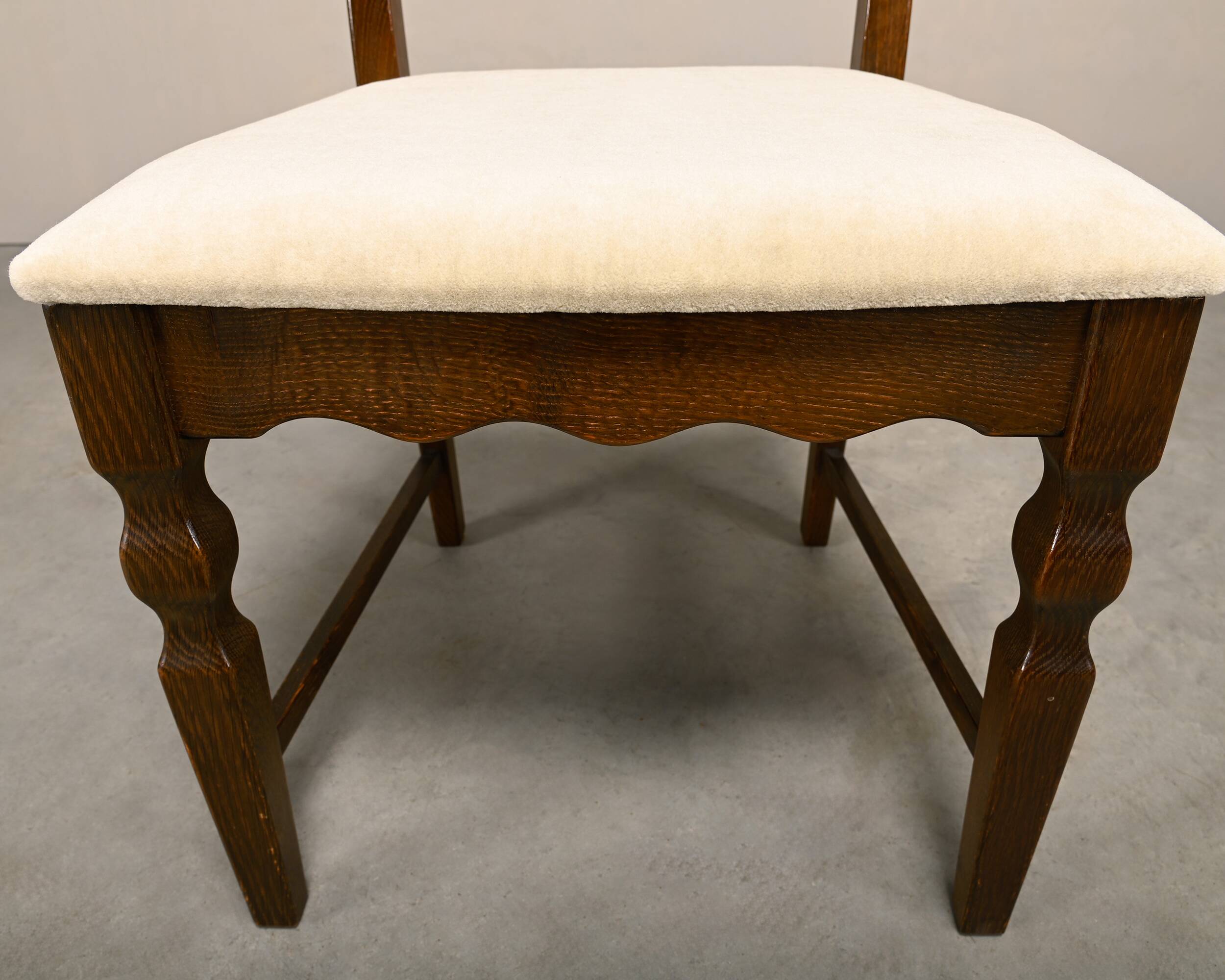 Henning Kjærnulf vintage set Razorblade Dining Chairs High Back, Denmark