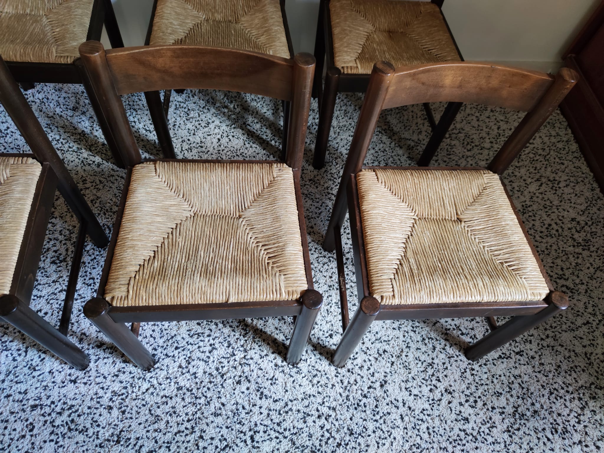 Natural wooden chair, headband backrest, mulched seat