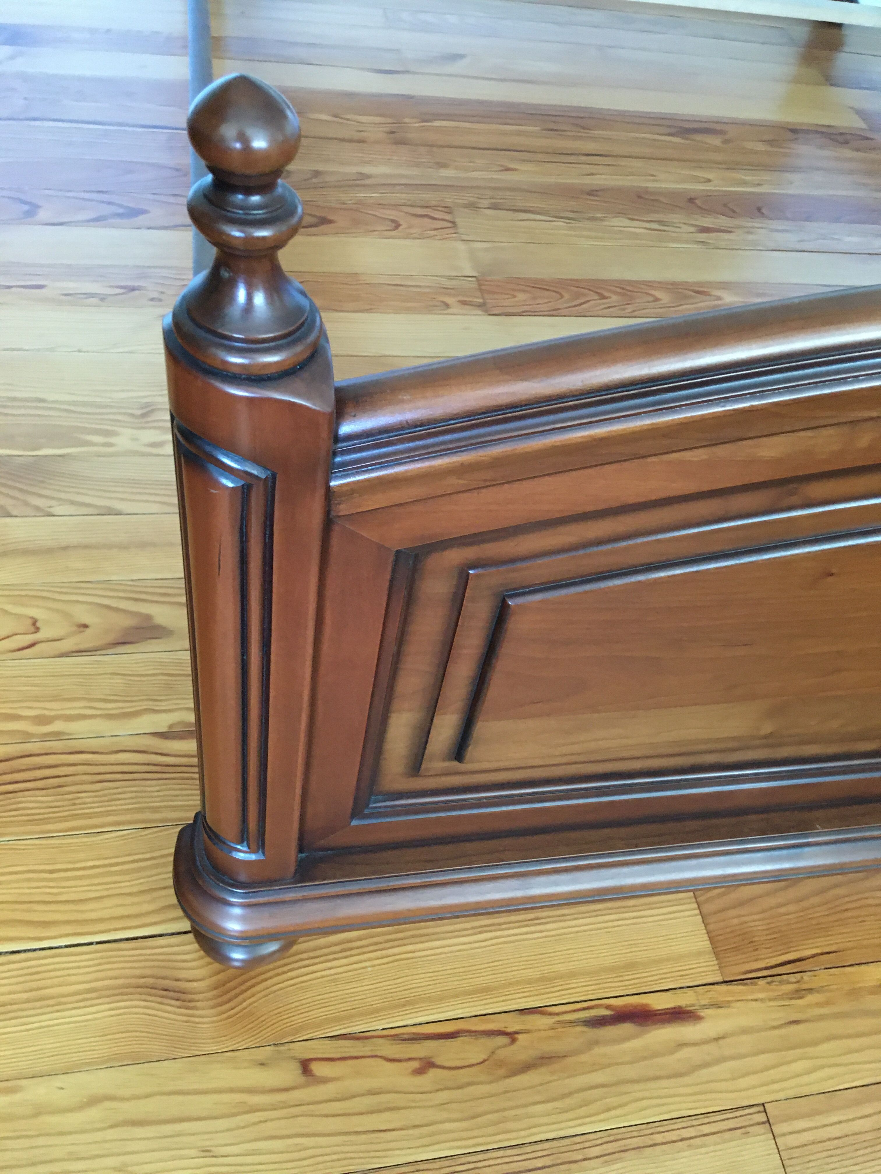 Solid cherry wood bed 140 x 190