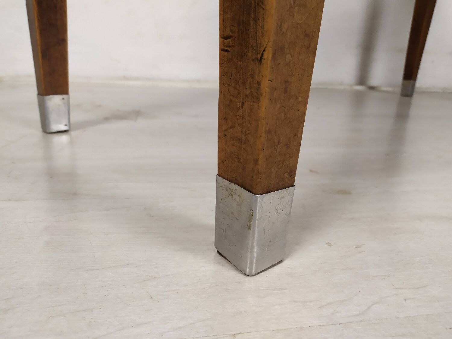 Table de ferme bistrot