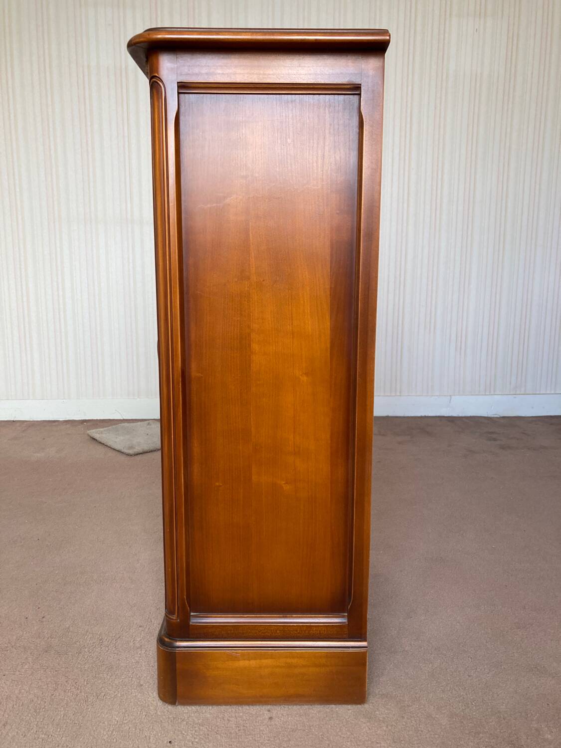 Cherry wood secretary desk with 3 drawers