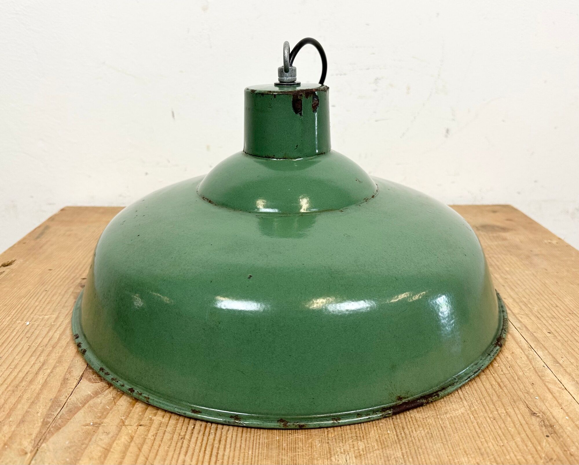 Industrial french green enamel factory lamp, 1960s