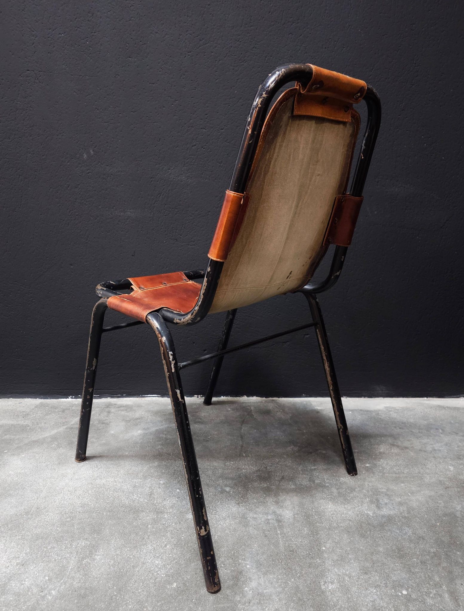Set of 3 leather Bauhaus chairs by DalVera, Charlotte Perriand style, 1950.