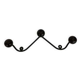 Hook 3 metal and wood support