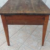 Rustic table in solid oak
