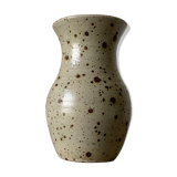 Vase with pattern