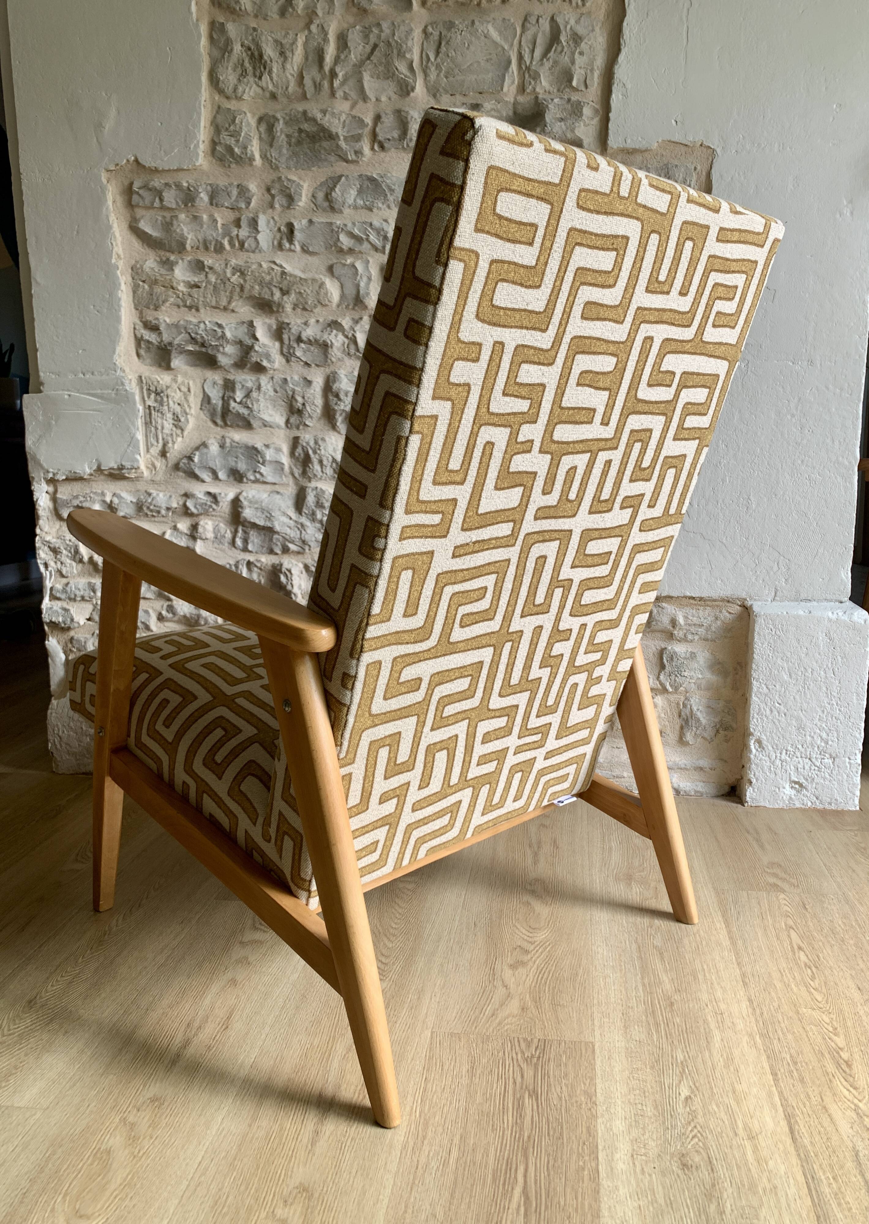 Fauteuil vintage Manucère retapissé, 1970