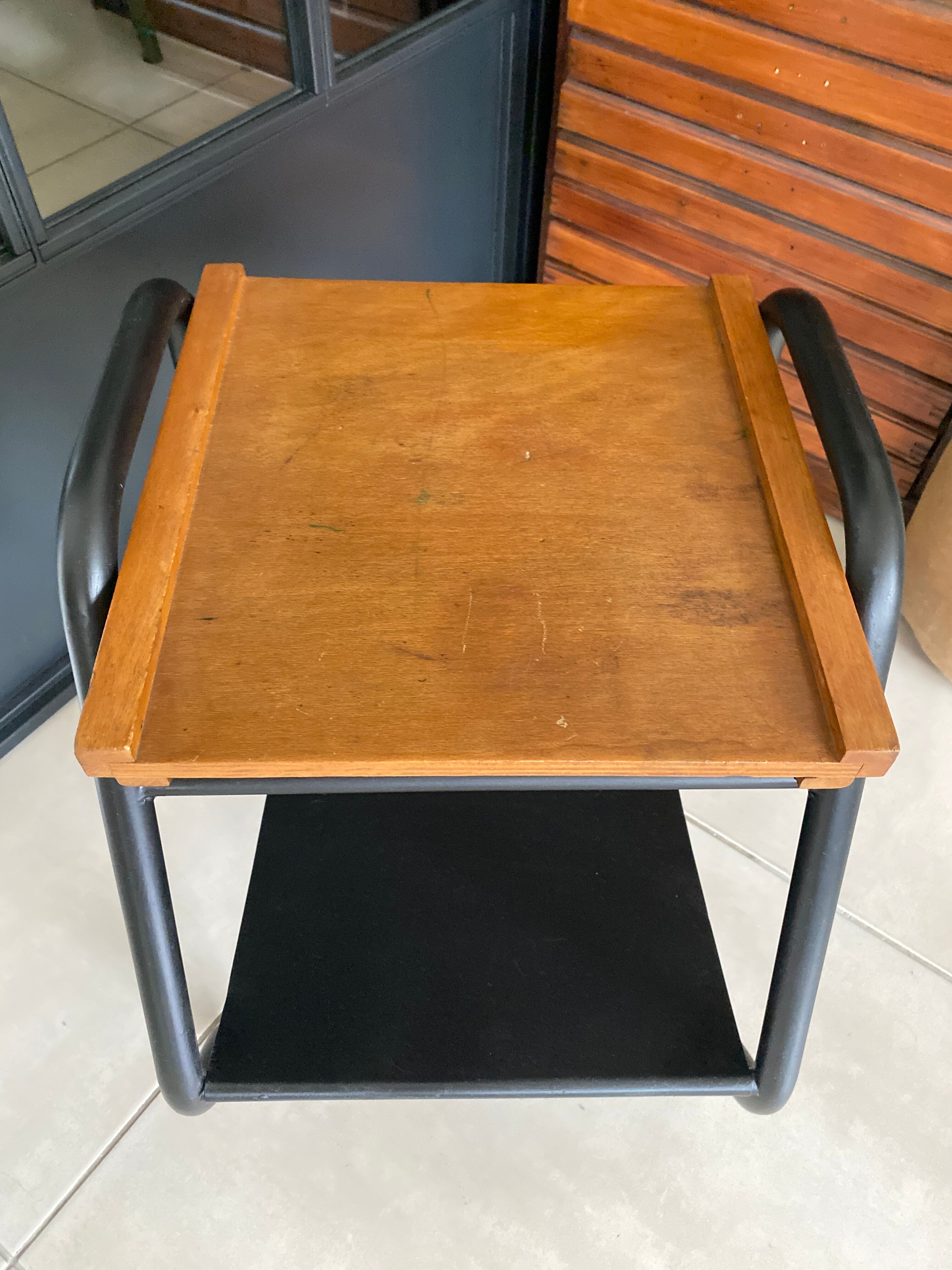Chevet d’internat vintage