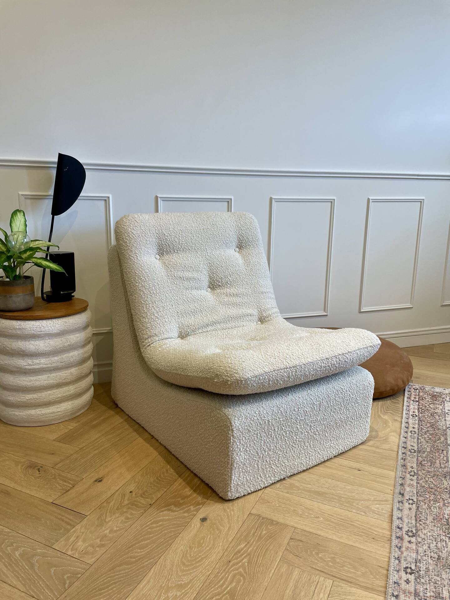 Vintage armchair - cream boucle fabric - 1970s