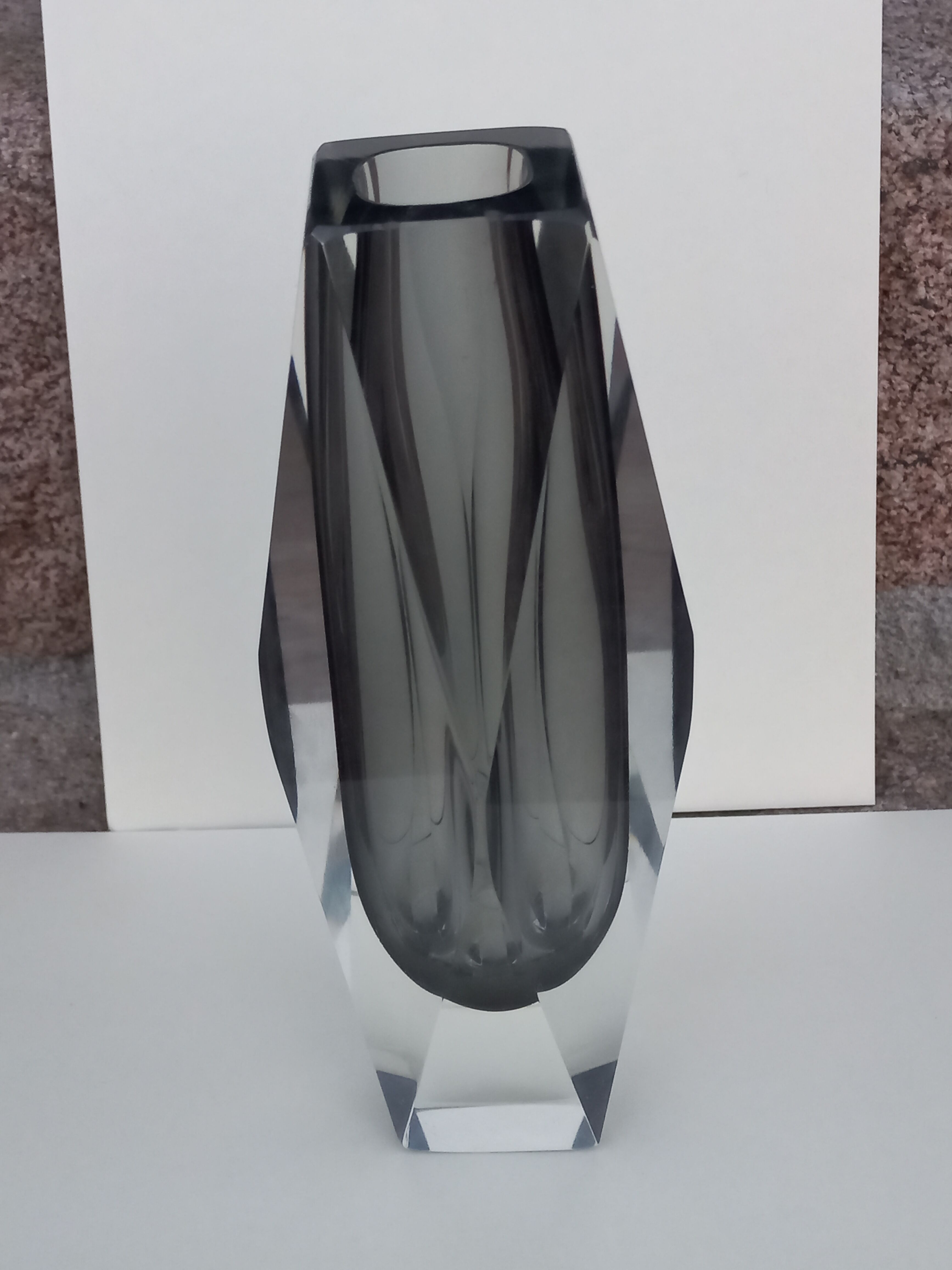 Glass vase Sommerso Murano of the 70s 21cm