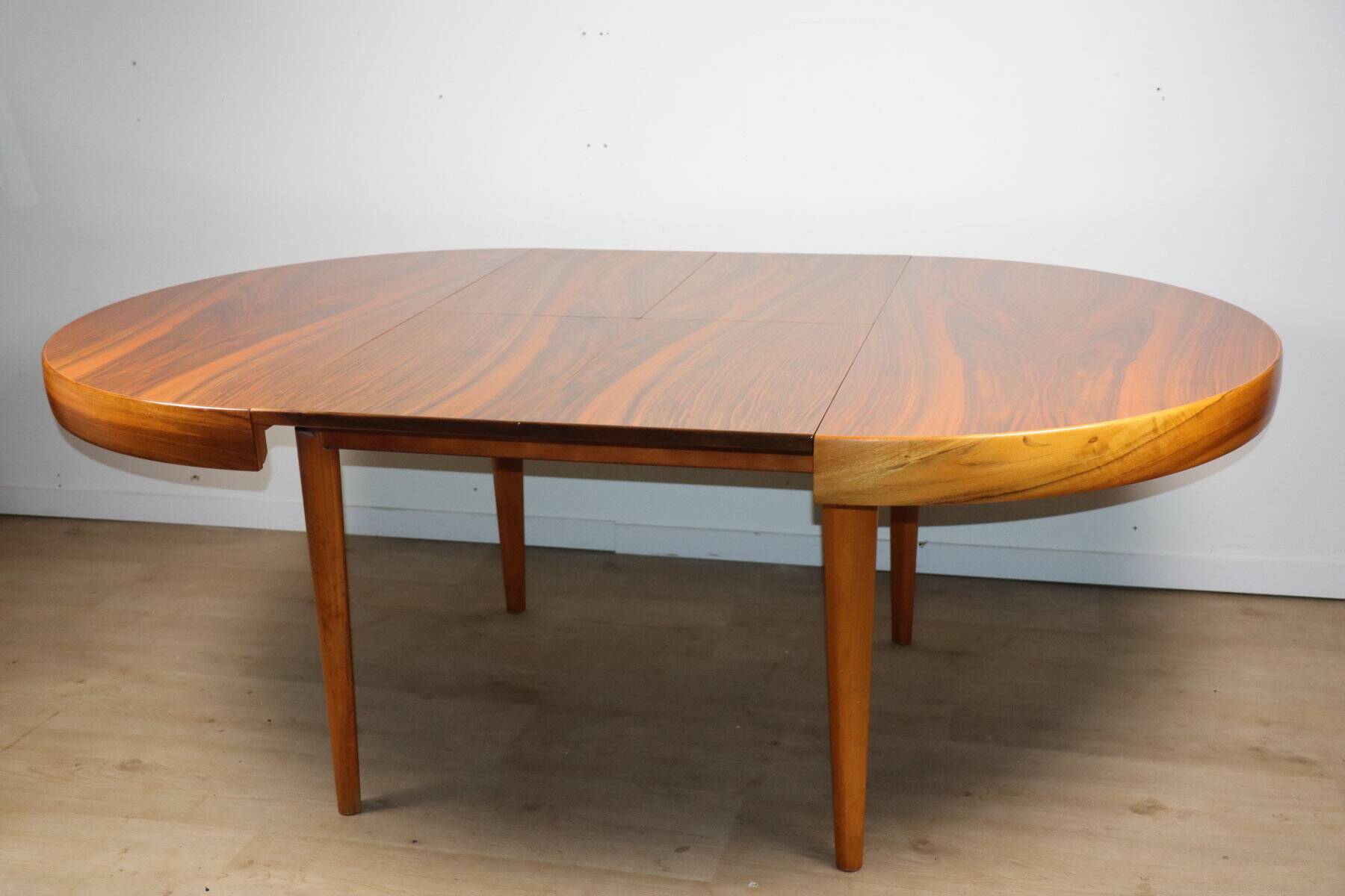 Scandinavian extendable dining table in teak – 1960s