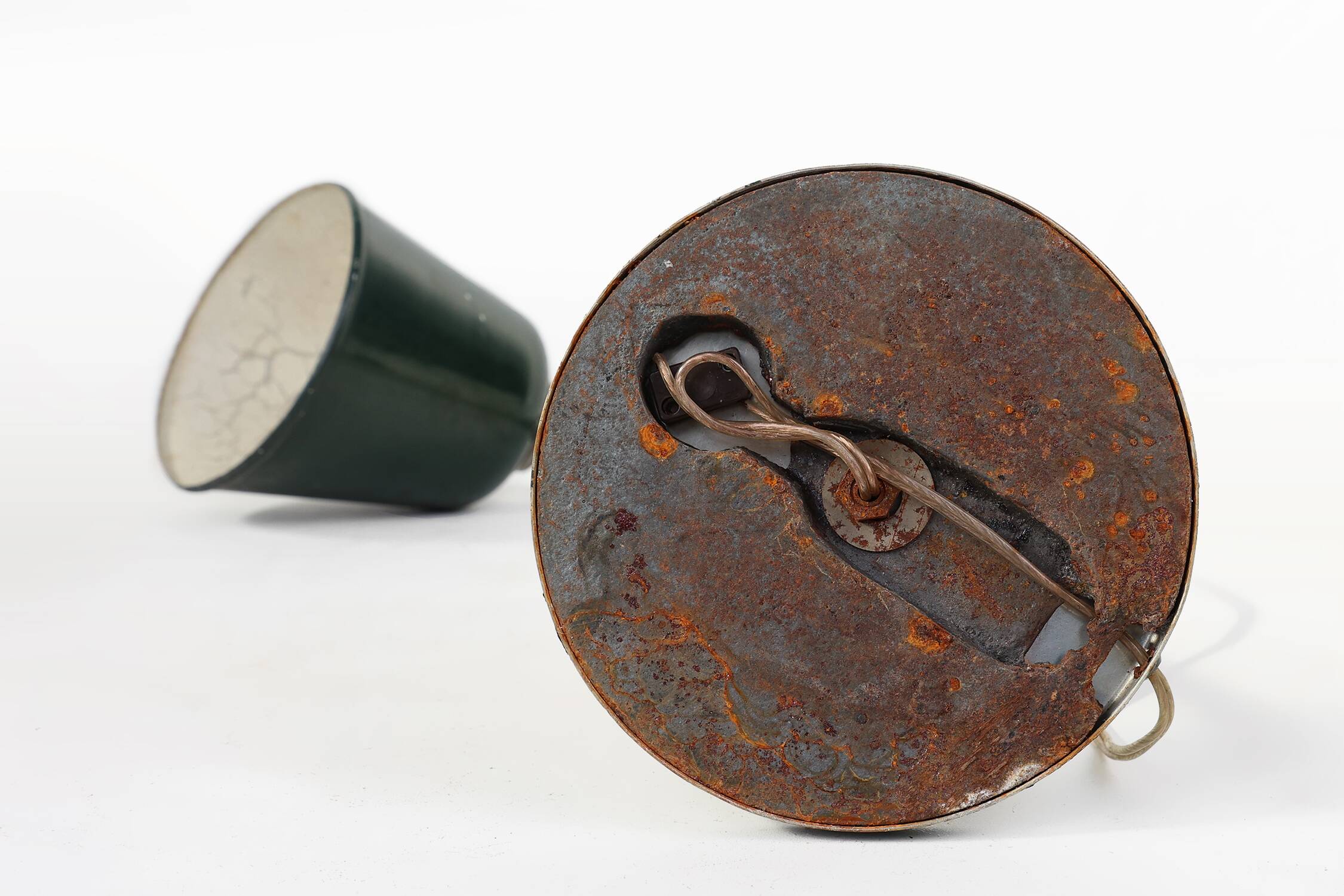 Lampe de bureau industrielle vintage en métal, France vers 1920