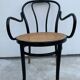 Fauteuil Thonet modèle 1018 en bois courbé noir et cannage 1930