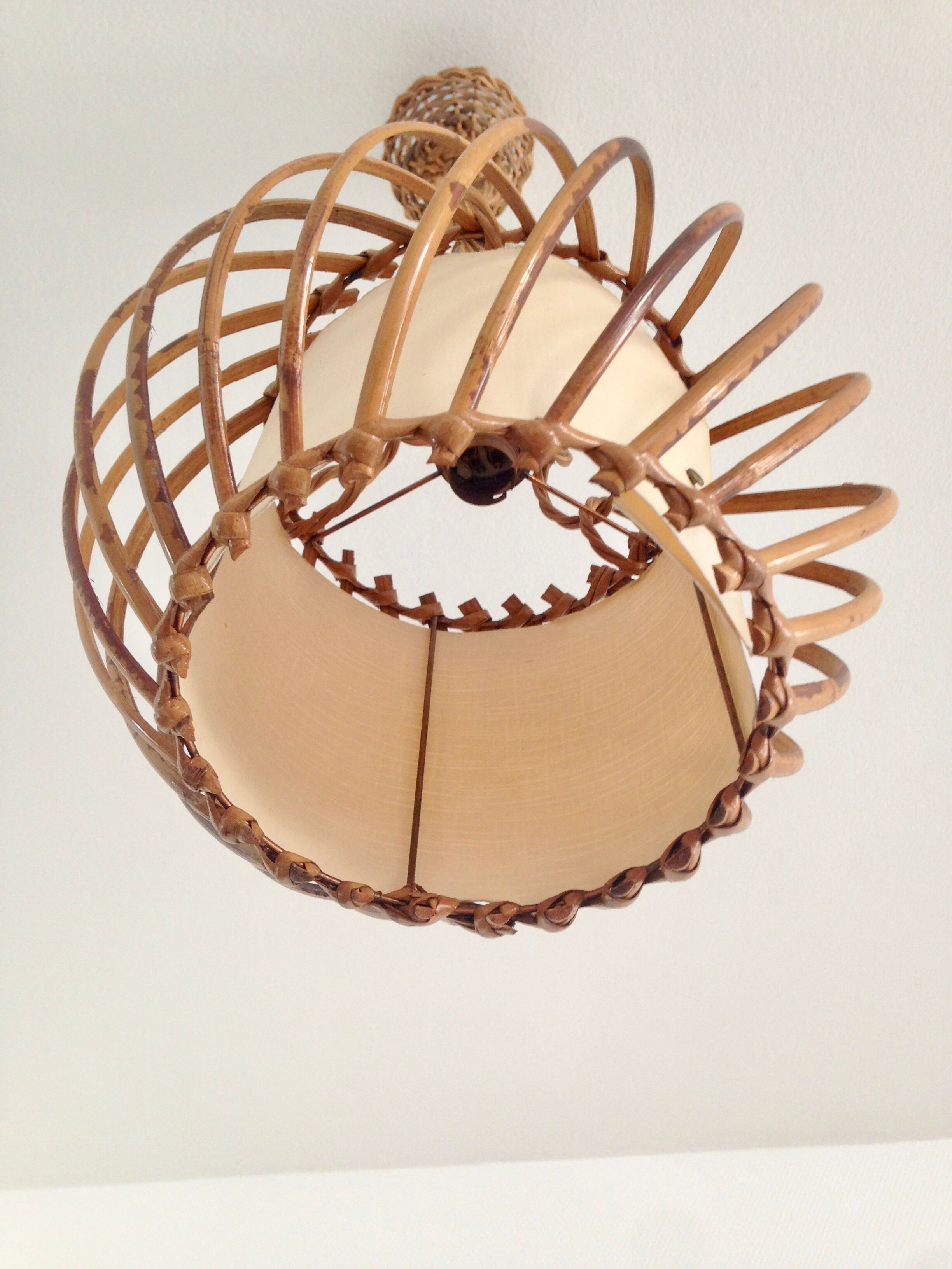 Suspension boule en rotin 1970