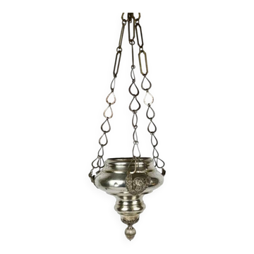 19th-century sanctuary chandelier in silver-plated brass, decorated with angels, 78 cm.