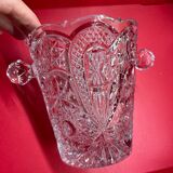 Ice bucket