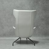 Lounge chair w/ footrest in white leather by alfredo häberli for moroso, italy, c. 2000's
