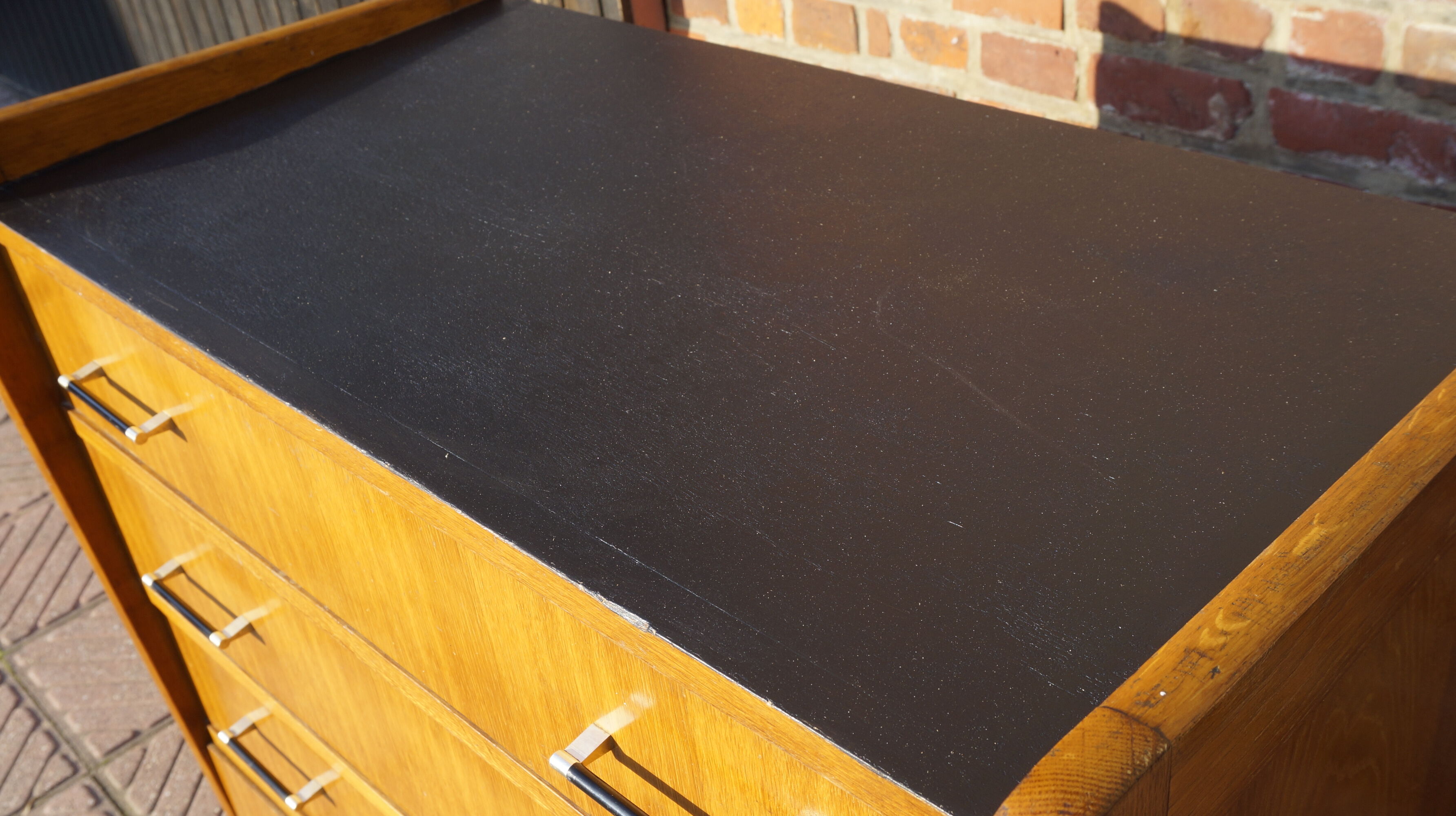 Vintage chest of drawers