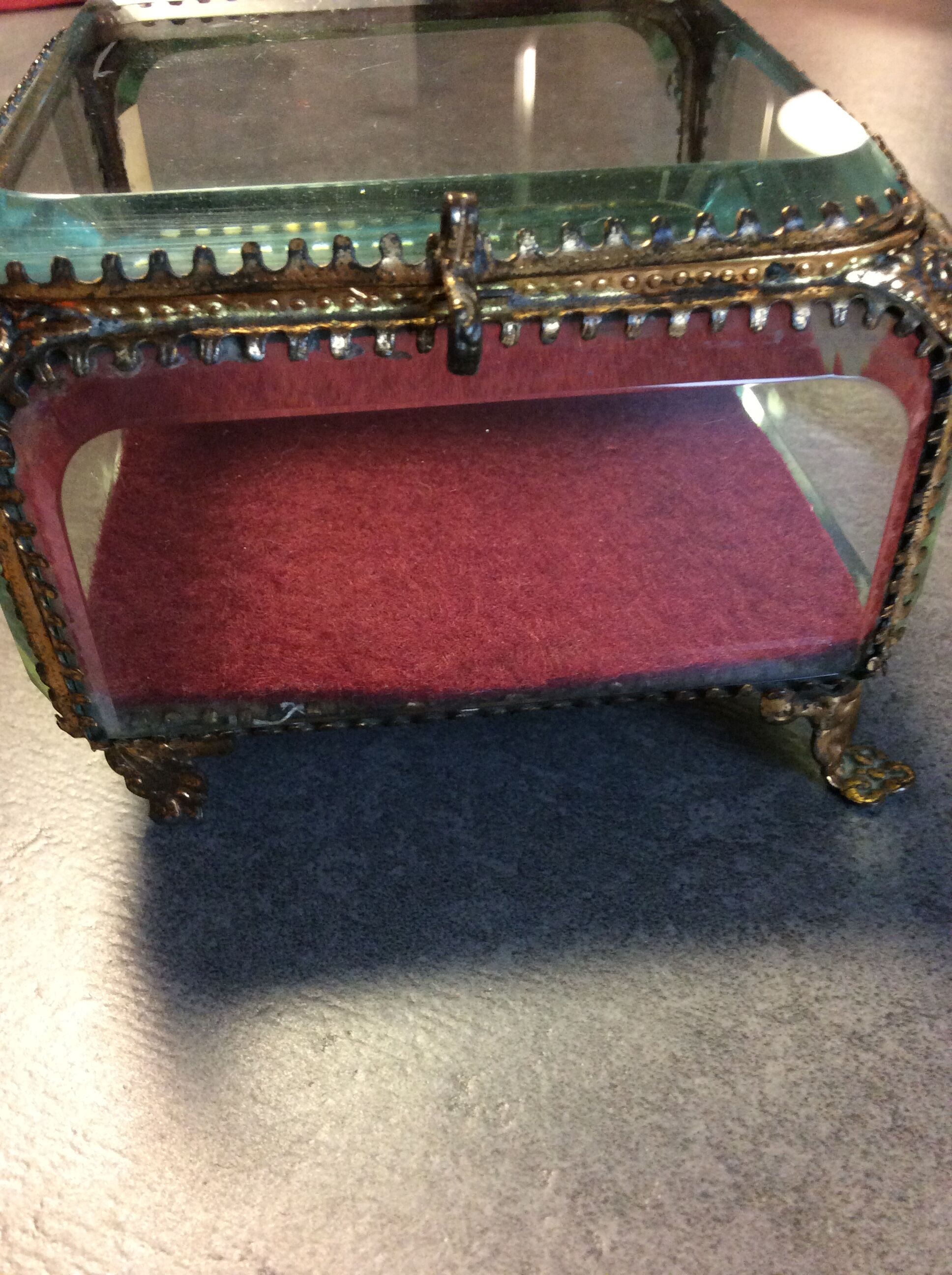 Art Deco jewelry box in beveled glass