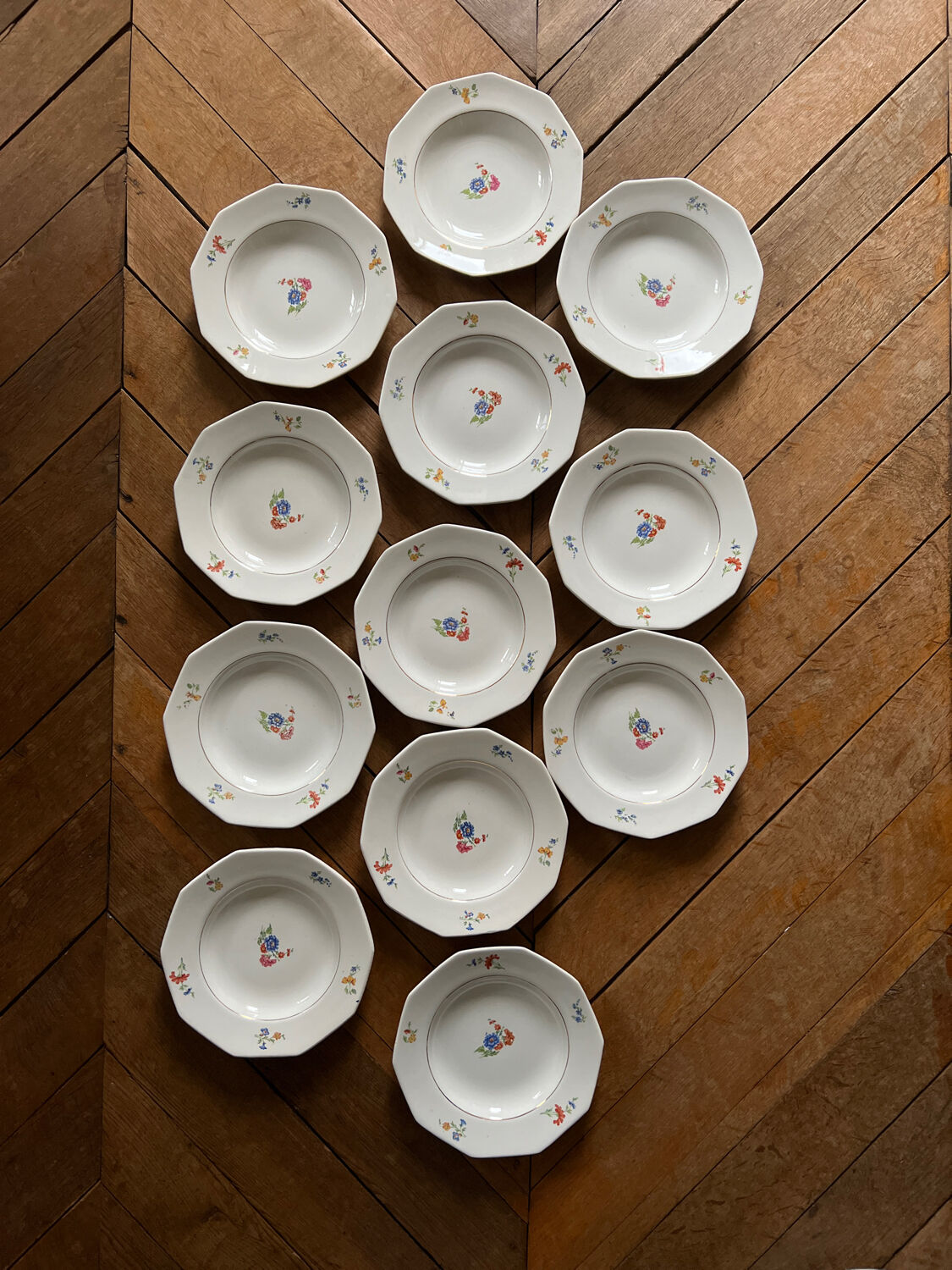 Hollow plates St Amand