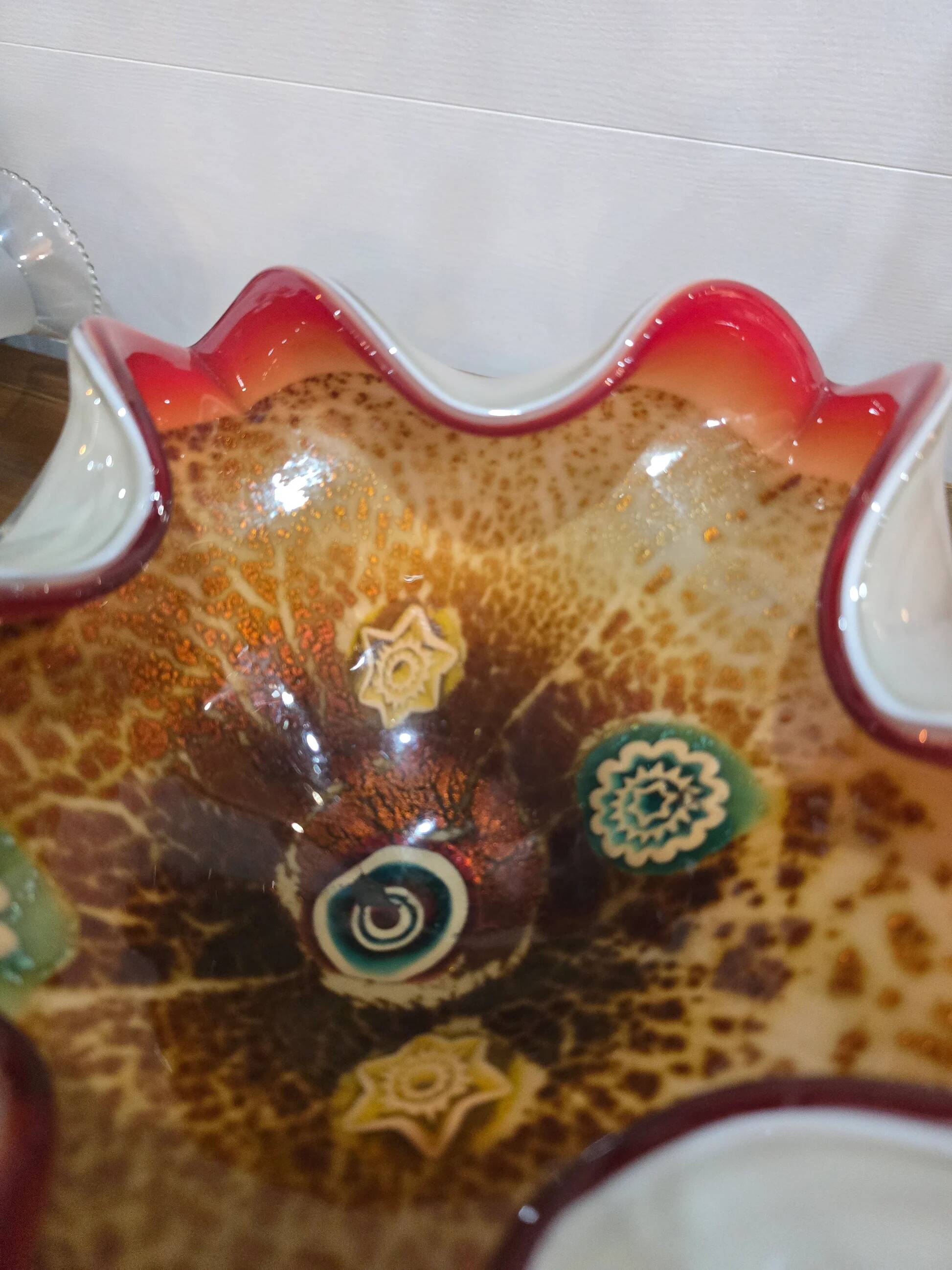 Murano glass bowl – Millefiori & red rim – 26 cm