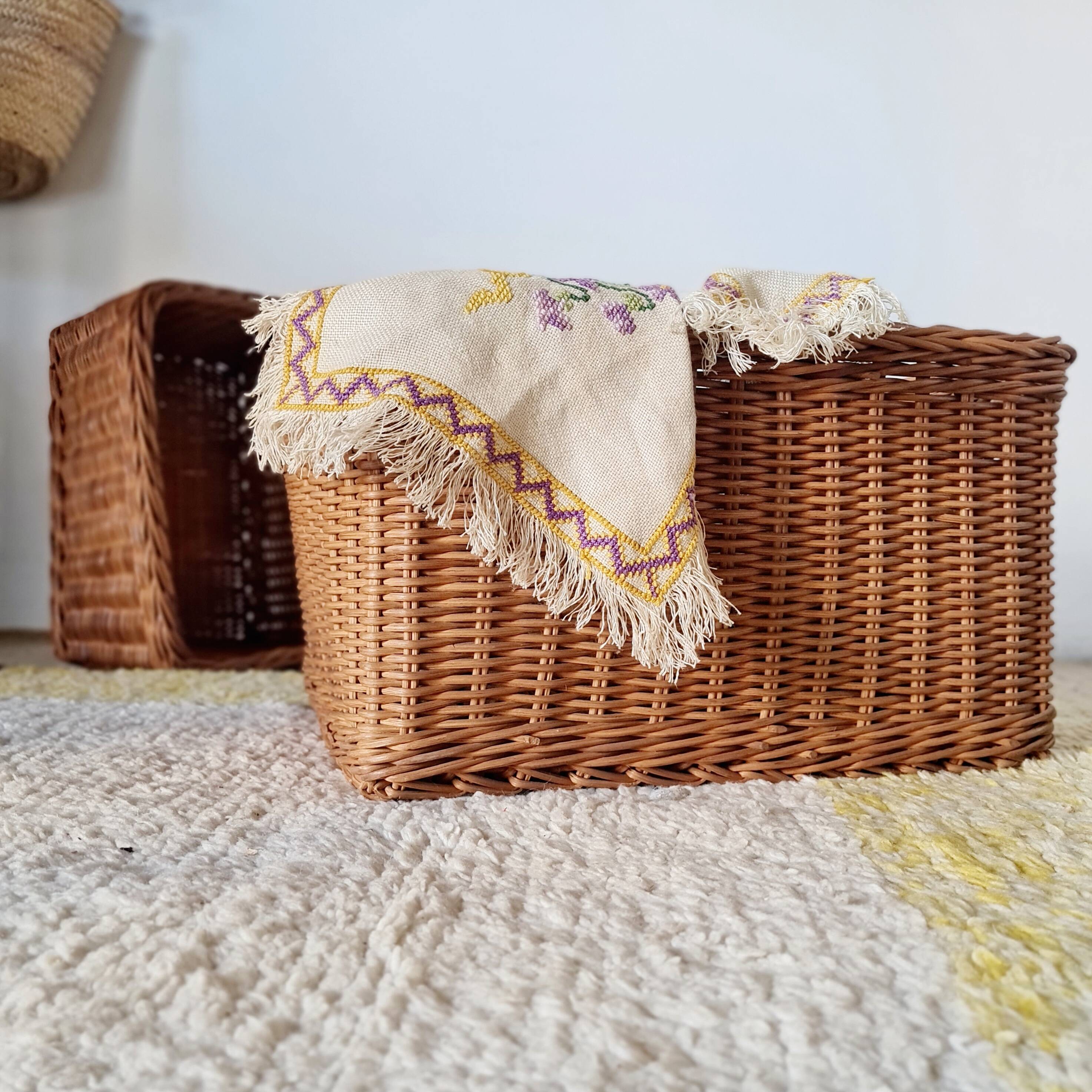 Pair of wicker baskets - wicker planters