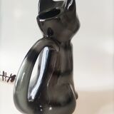 Pitcher jug slurry cat