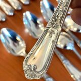 Ercuis cutlery set, 124 pieces, Louis XV style, in near-new condition.