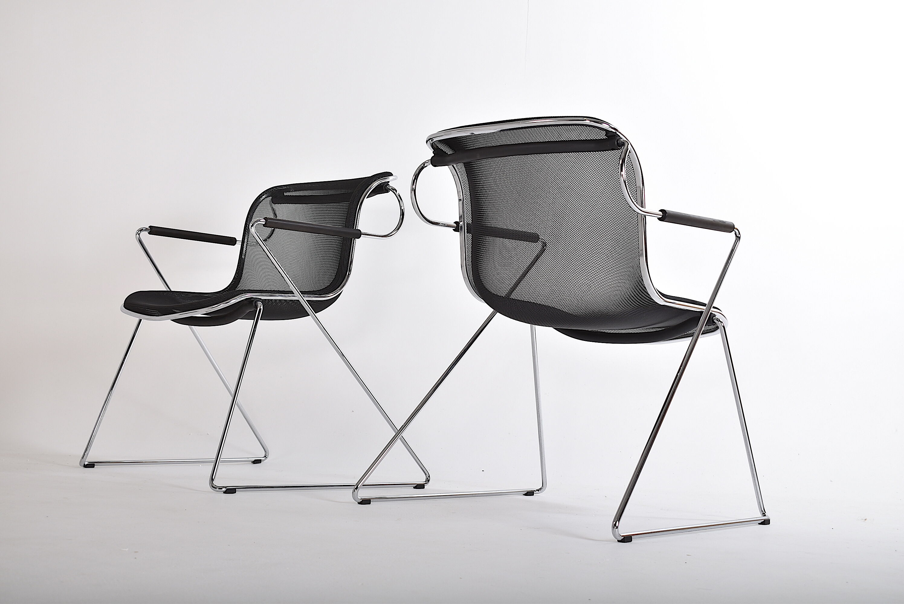 Suite de 6 chaises Peneloppe , Charles Pollock pour Castelli