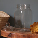 Old herbalmedicine old pharmacy