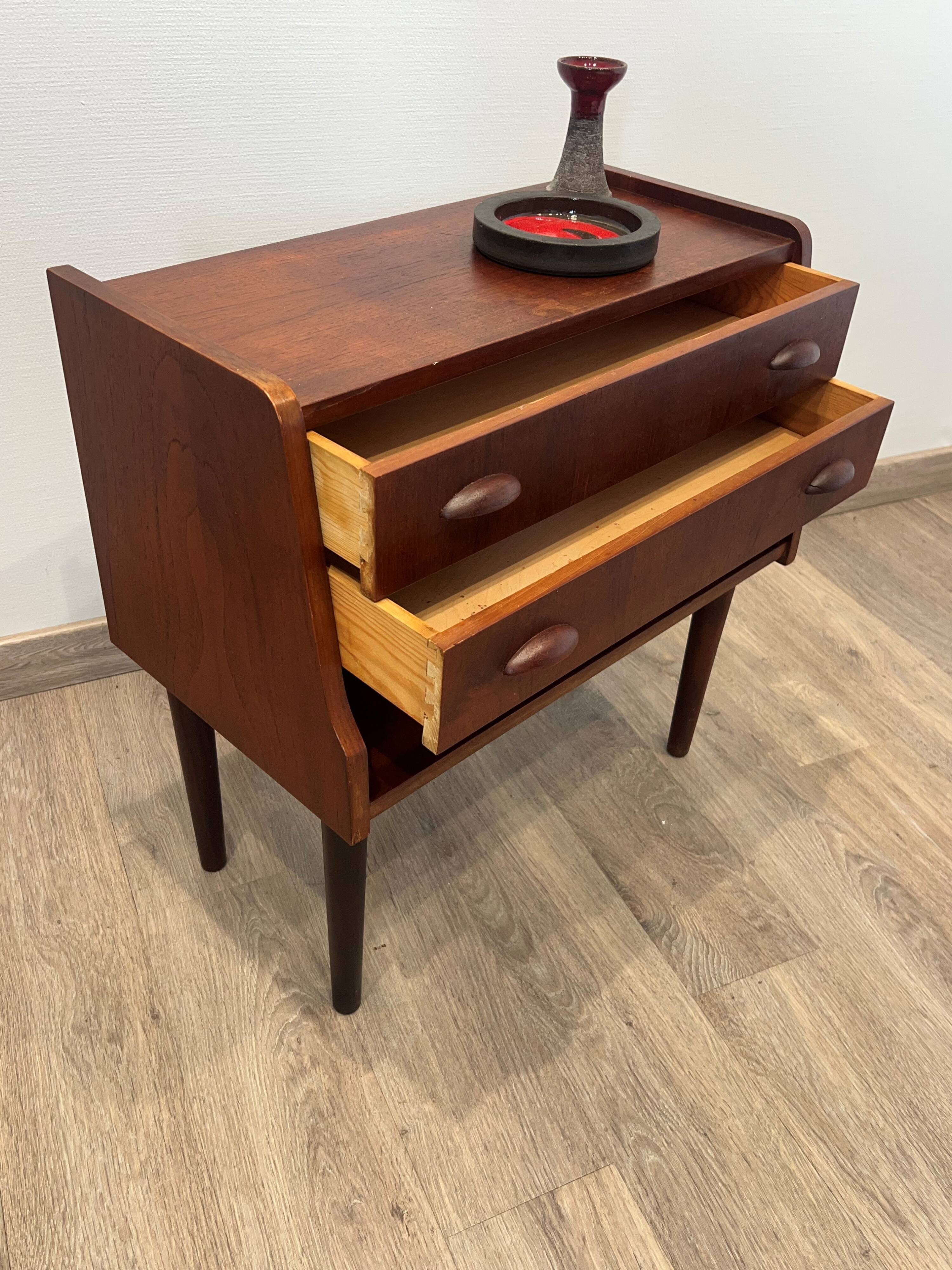Scandinavian teak chest of drawers from the 1960s, Denmark.